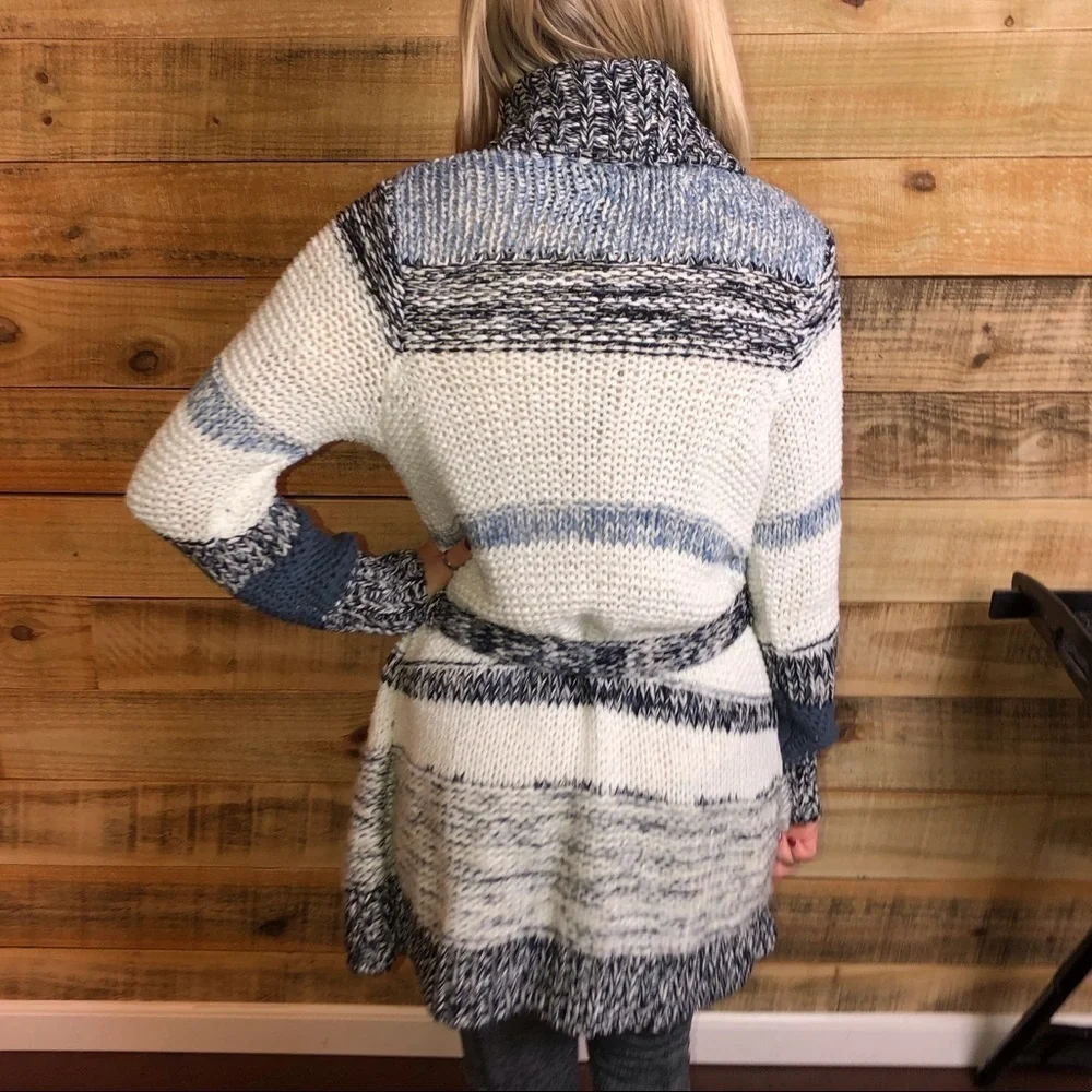 Loft, long sweater cardigan - Picture 5 of 10